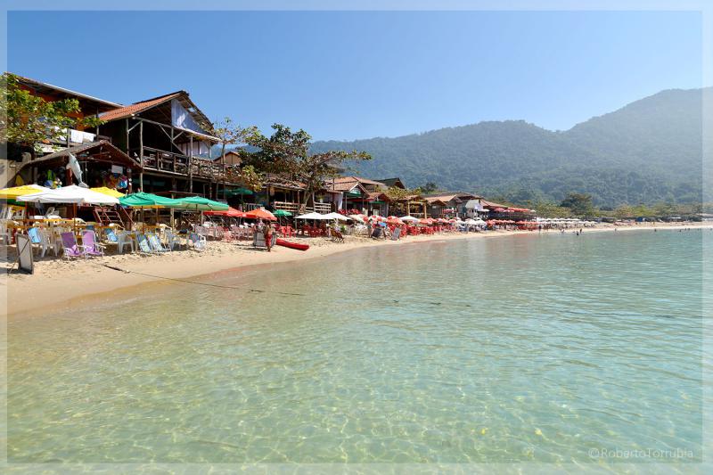 Praia dos Ranchos - Trindade, Paraty RJ - Foto: Roberto Torrubia