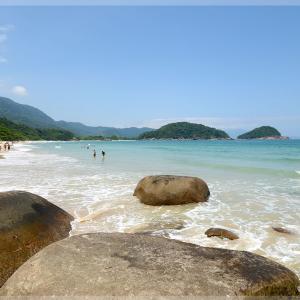 Praia do Cachadaço - Trindade - Paraty RJ - Foto: Roberto Torrubia